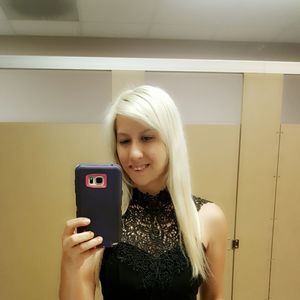 Meet your Posher, Kimberly